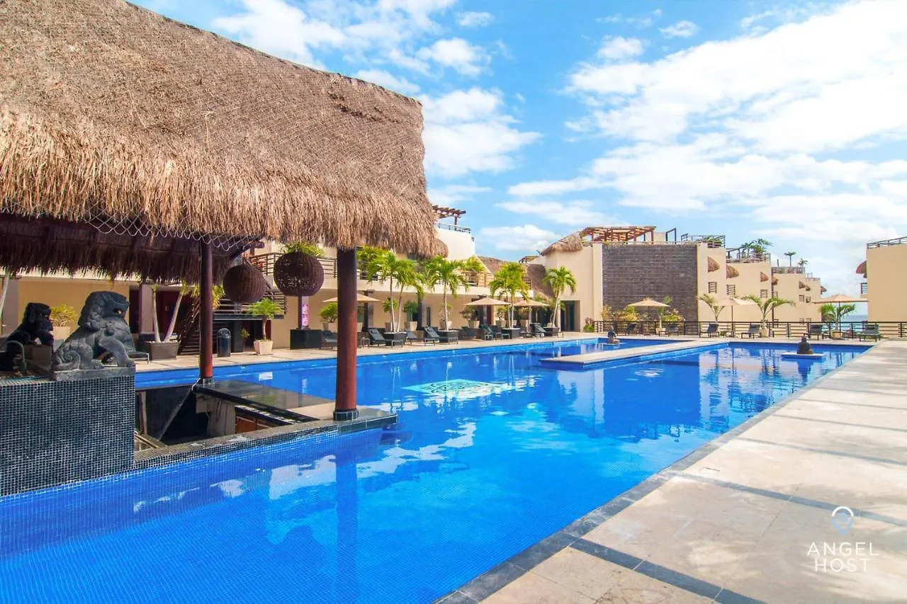 Aldea Thai L Resort-Style Pool & Gym Playa del Carmen Apartment
