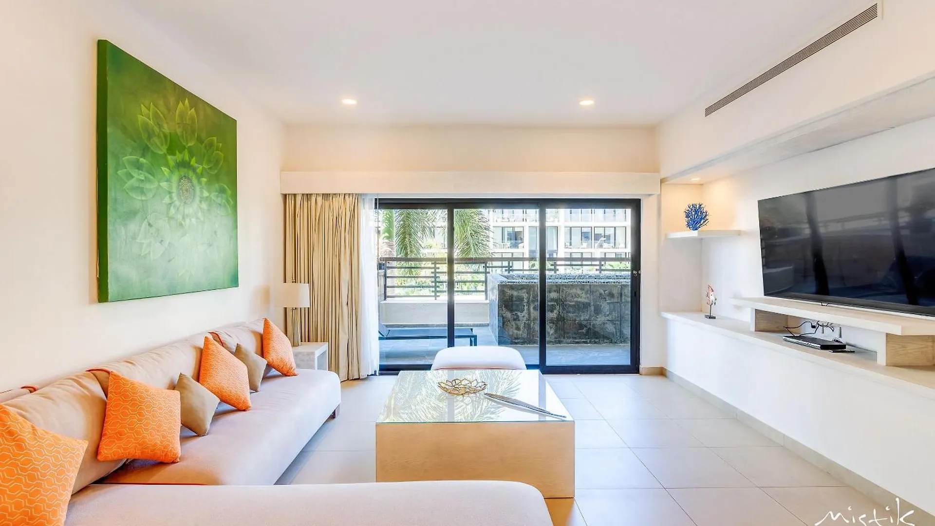 Aldea Thai L Resort-Style Pool & Gym Playa del Carmen Mexico