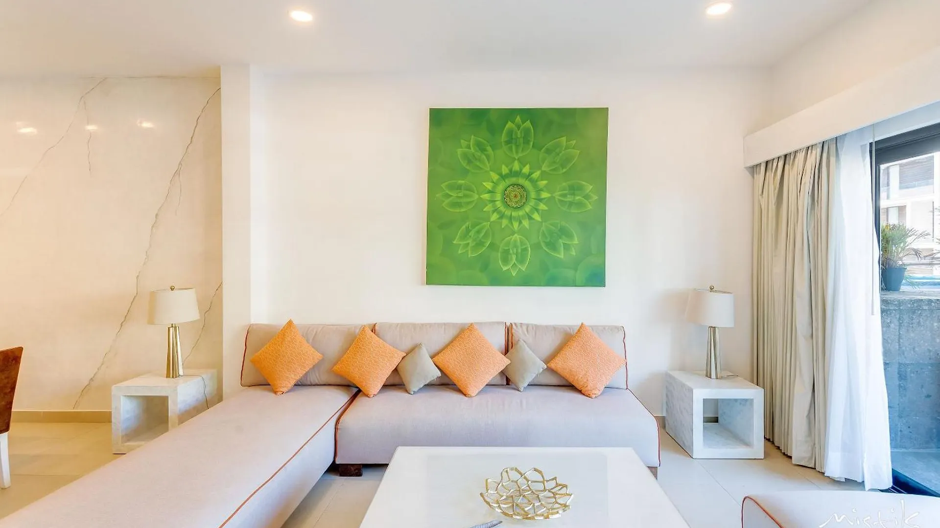Aldea Thai L Resort-Style Pool & Gym Playa del Carmen Apartment